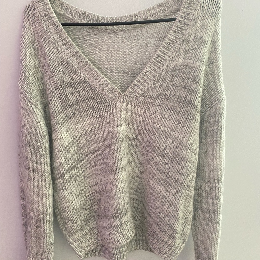 V cut sweater